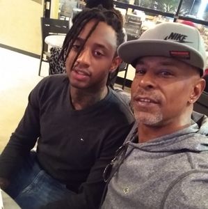 Meet your Posher, Glover